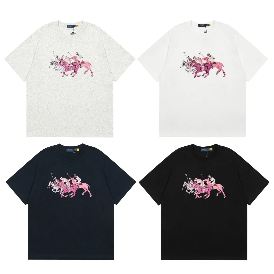 P176 💰 "Top quality" Style number: DS068# (not off the shelves all year round) [Ralph Lauren's new heavy industry embroidered men's and women's short sleeves for couples] ✅Ralph Lauren Ralph Lauren classic basic heavy industry large embroidery versatile round neck short sleeves ✅Main supplier platform live broadcast Wholesale entities Replenish when out of stock Not off the shelves ✅ZP quality 1:1 version Scan the code to enter the GF website Z cabinet quality ✅280g high-weight pure cotton fabric, focusing on high-end, cost-effective, and good quality. Needless to say, the version is restored to the original version. The maximum size can be worn up to 200 pounds. Loose, comfortable and stress-free. ✅Wear for work and life. Suitable for various occasions. A must-have recommendation for couples. Size: S-XL. Color: black, white, floral gray, navy blue.